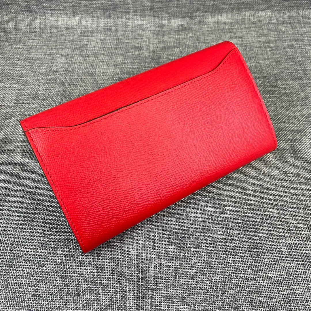 Hermes Constance original order p290💰 Model: 539 palm print silver buckle size: 22*11cm Hermes🇫🇷overseas🇫🇷 imported cowhide, soft and comfortable to the touch. Counter version, OEM code inside, original replica with gold hardware, exquisite and elegant, oil edge is straight and smooth🎈There are two large note slots, a zipper pocket, and 12 card slots🚚