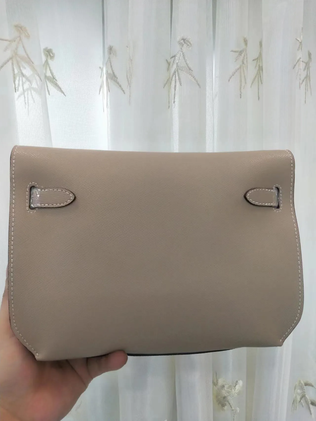 640💰New product: Hermès retro style Kelly with three shoulder straps, multi-purpose, very versatile, can be hung diagonally under the arm with palm print leather, 25-18-4
