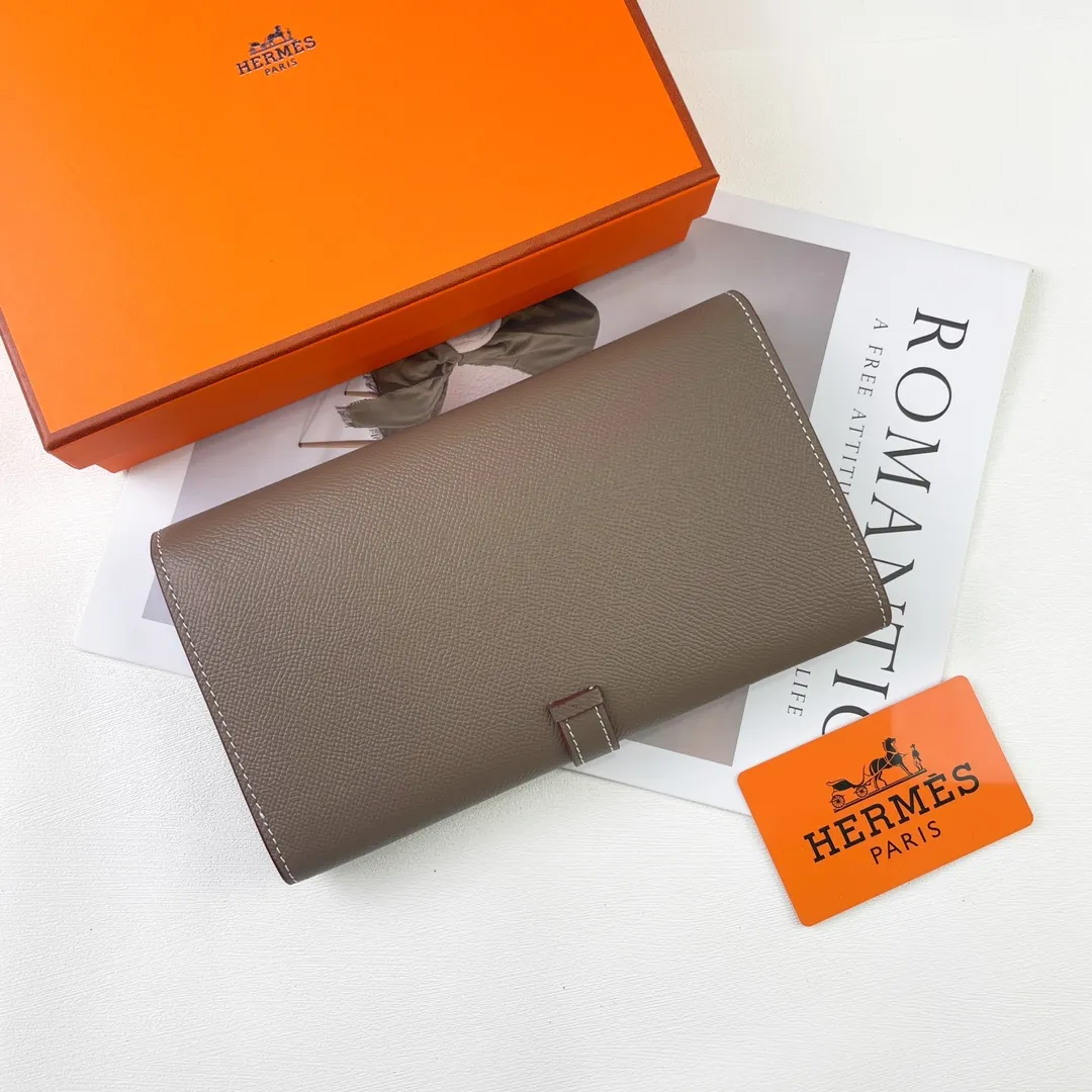 HERMES official website new model 💰300 New H Passant Toutenmainte Epsom calfskin long wallet Model: 951 palm print - Sheath "H passant" opening and closing - Zipper coin purse - Pocket with original OEM code inside - Can store passport or large-size mobile phone Metal texture: palladium plated Dimensions: length 20.8 × width 12.4 × thickness 2.7 cm
