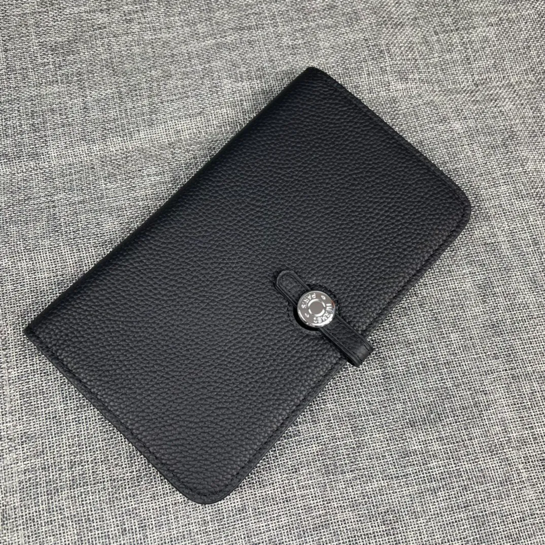 Original quality, p300💰 Hermès Dogon Duo detachable wallet Model: 533 silver buckle Made of togo calfskin, with original OEM code inside💄 Exquisite workmanship, 8 card slots, 1 banknote pocket, 2 additional pockets, a detachable coin purse and palladium-plated saddle nail lock Size: 20.1cm*12.5cm