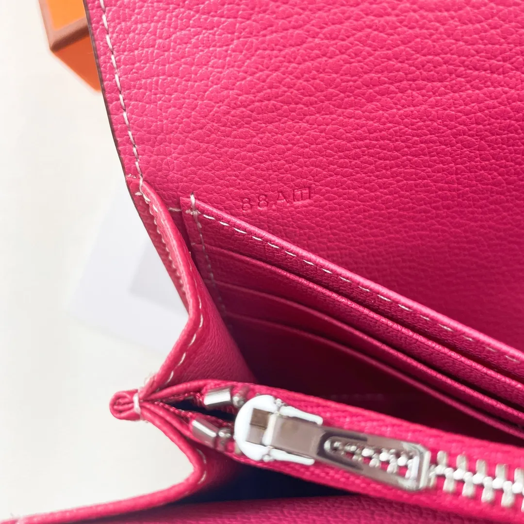 HERMES official website new model 💰300 New H Passant Toutenmainte Epsom calfskin long wallet Model: 951 palm print - Sheath "H passant" opening and closing - Zipper coin purse - Pocket with original OEM code inside - Can store passport or large-size mobile phone Metal texture: palladium plated Dimensions: length 20.8 × width 12.4 × thickness 2.7 cm