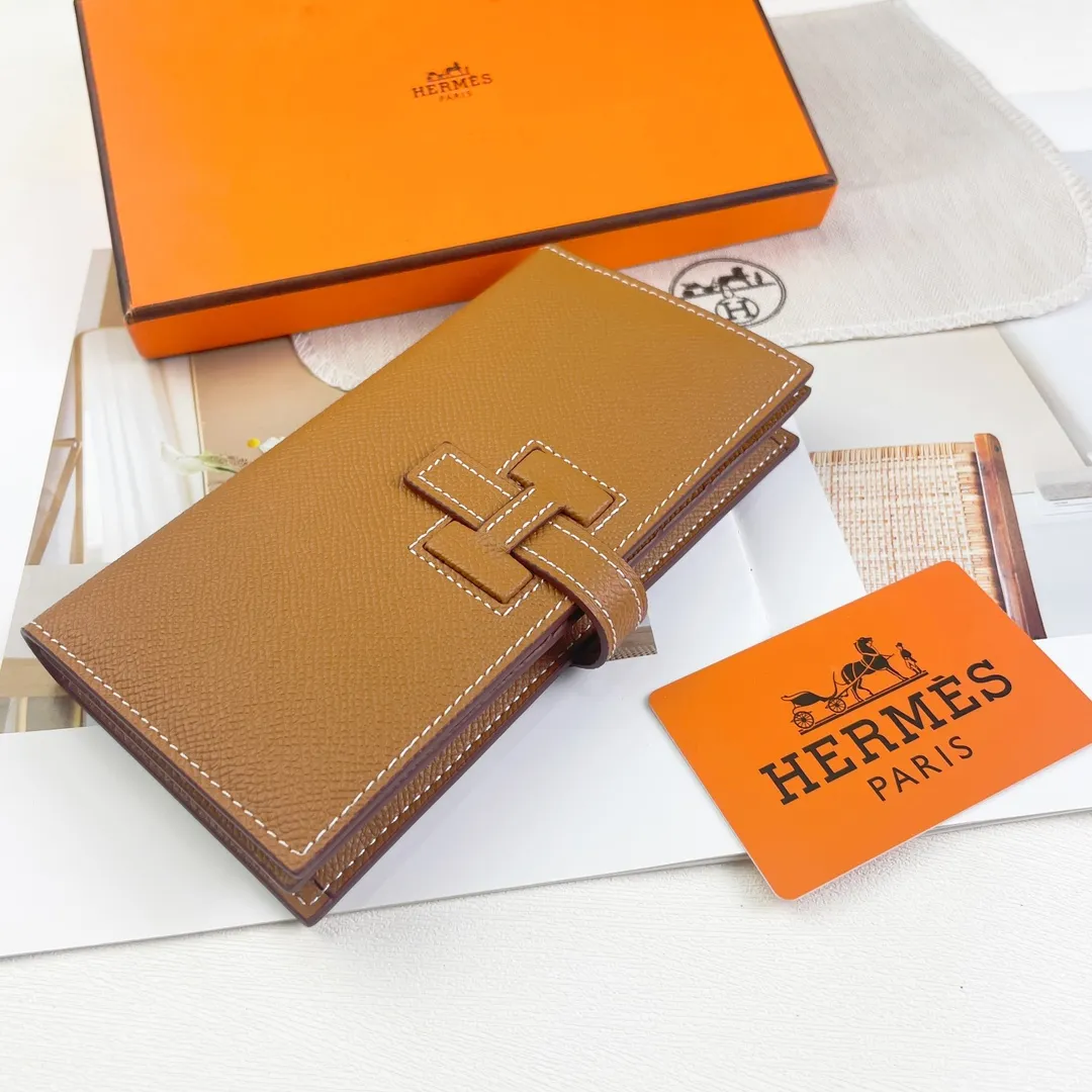 HERMES new model 💰280 New H Passant Toutenmainte Epsom calfskin long wallet Model: 953 - Sheath "H passant" opening and closing - Zippered coin purse - Pocket with original OEM code inside - Metal texture: palladium plated Dimensions: Length 17.5 × Width 9 cm