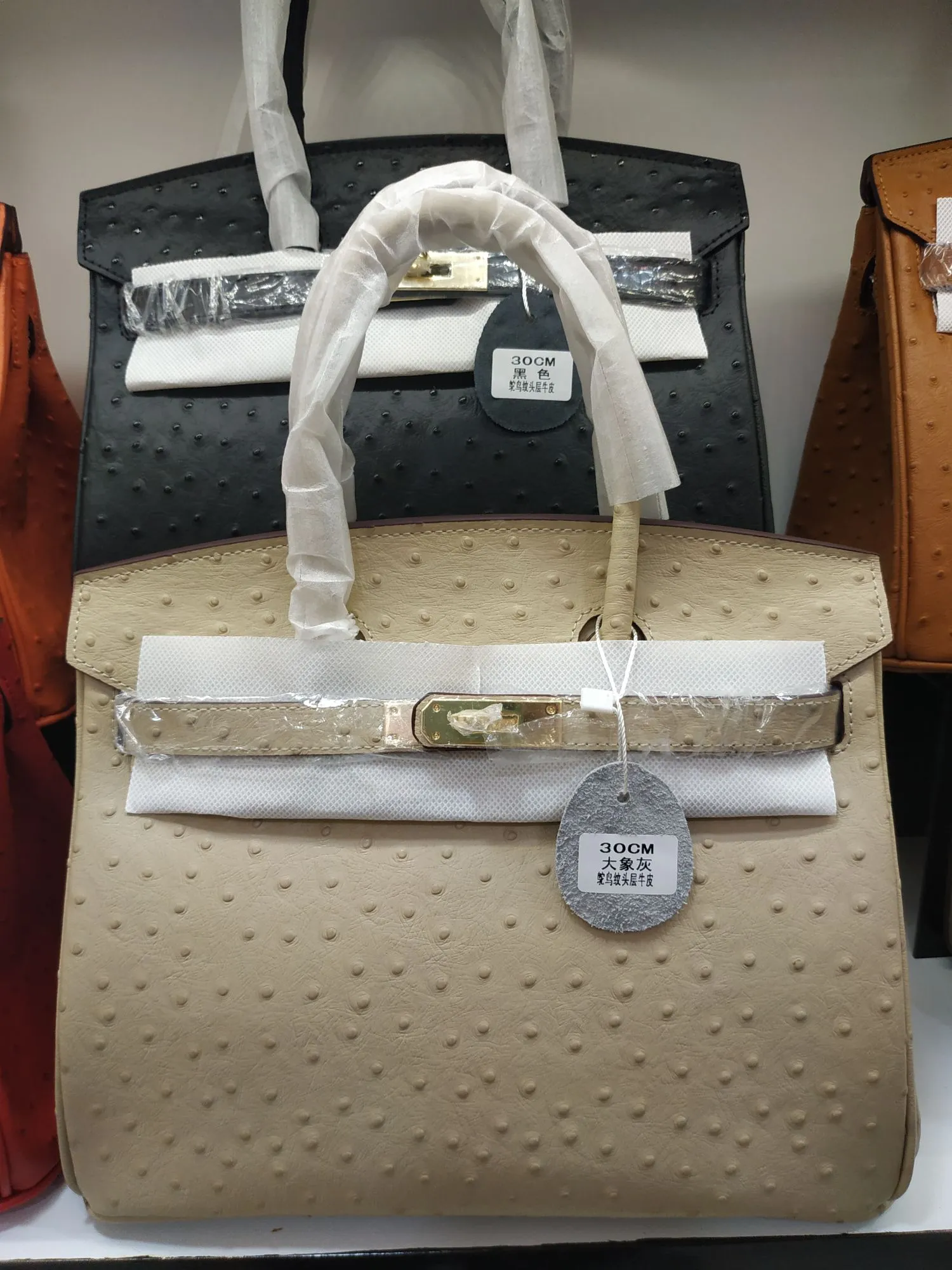 Factory release price: 720💰👏👏A hot product is here. 💃💃Hermes/Hermes👑Official classic production👑Platinum ostrich pattern👑Original quality imported ostrich pattern original first-layer cowhide, [] with pure 24k original hardware Size: 30*22*16cm [Sun] The workmanship is amazing; the legendary slow workmanship is meticulous and the real picture is taken 👉👉Note: Own factory, real picture