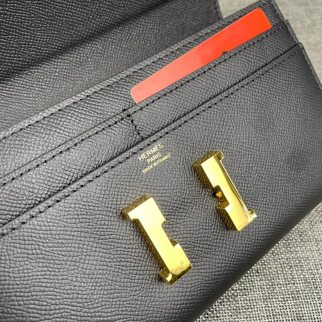 Hermes Constance Original Order p290💰 Model: 539 Palm Pattern Gold Buckle Size: 22*11cm Hermes🇫🇷Overseas🇫🇷Imported cowhide, soft and comfortable to the touch. Counter version, OEM code inside, original replica with gold hardware, exquisite and elegant, oil edge is straight and smooth🎈There are two large note slots, a zipper pocket, and 12 card slots🚚