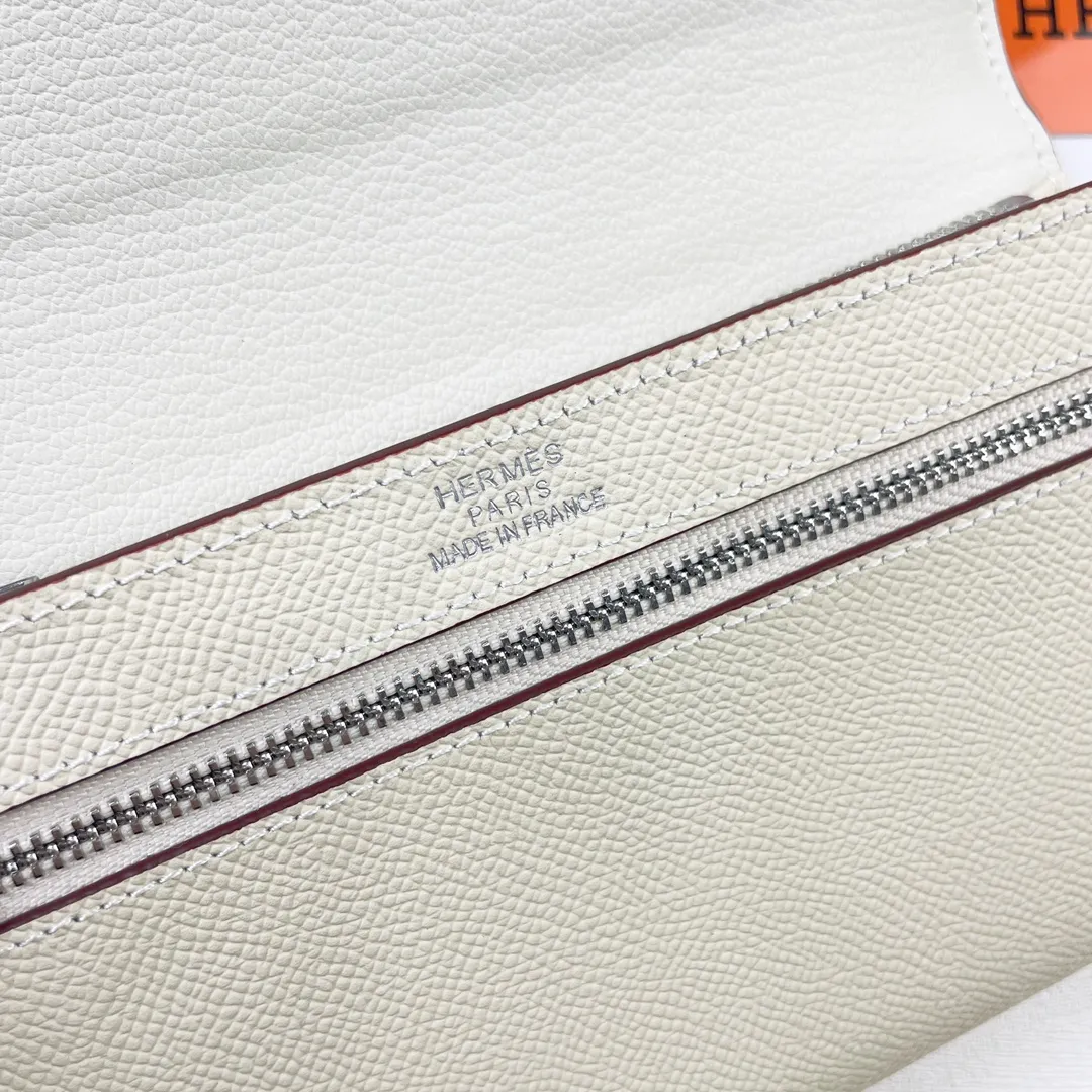 HERMES official website new model 💰300 New H Passant Toutenmainte Epsom calfskin long wallet Model: 951 palm print - Sheath "H passant" opening and closing - Zipper coin purse - Pocket with original OEM code inside - Can store passport or large-size mobile phone Metal texture: palladium plated Dimensions: length 20.8 × width 12.4 × thickness 2.7 cm