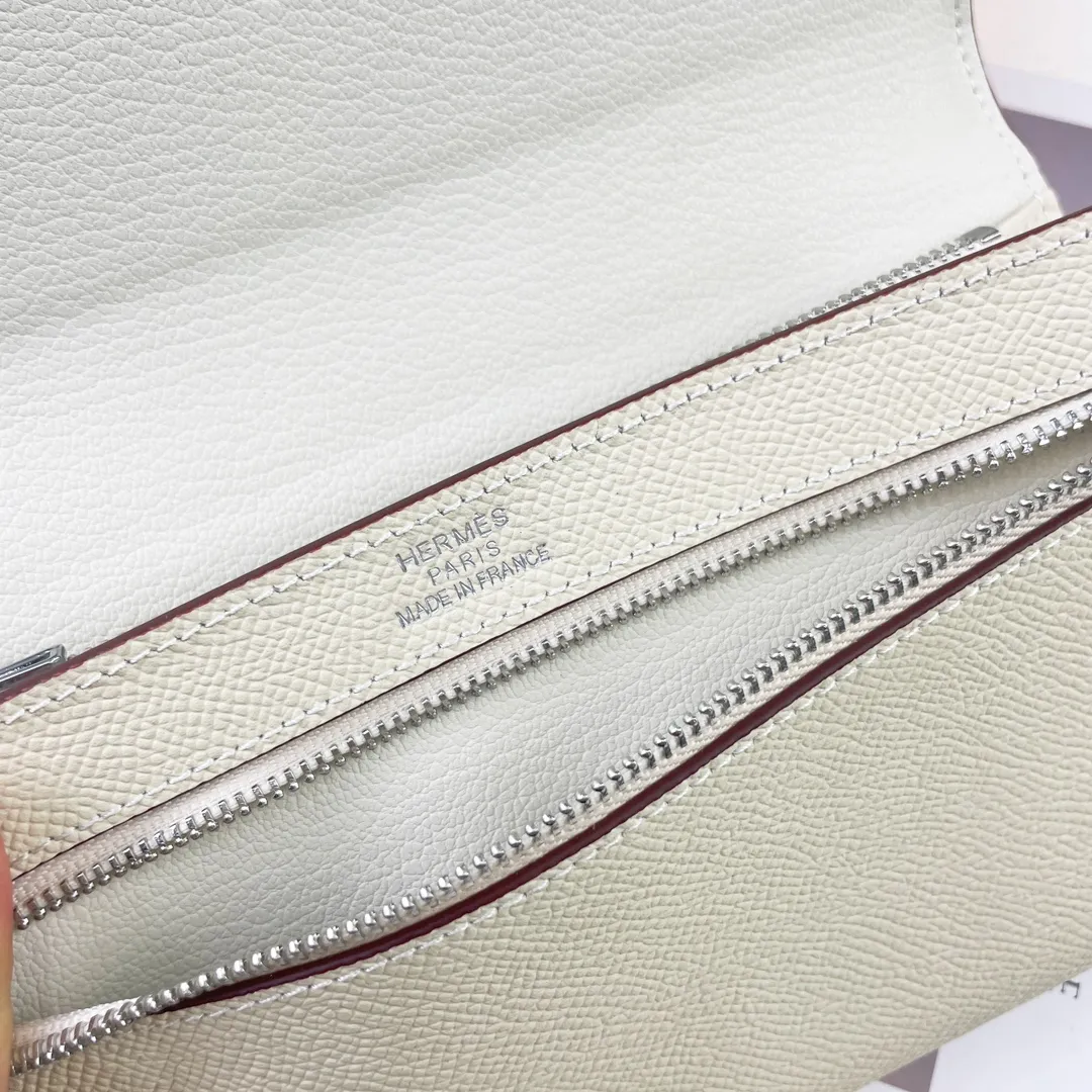 HERMES official website new model 💰300 New H Passant Toutenmainte Epsom calfskin long wallet Model: 951 palm print - Sheath "H passant" opening and closing - Zipper coin purse - Pocket with original OEM code inside - Can store passport or large-size mobile phone Metal texture: palladium plated Dimensions: length 20.8 × width 12.4 × thickness 2.7 cm