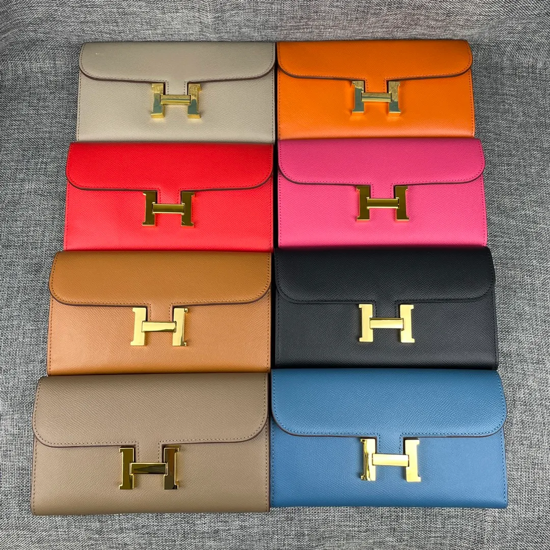 Hermes Constance Original Order p290💰 Model: 539 Palm Pattern Gold Buckle Size: 22*11cm Hermes🇫🇷Overseas🇫🇷Imported cowhide, soft and comfortable to the touch. Counter version, OEM code inside, original replica with gold hardware, exquisite and elegant, oil edge is straight and smooth🎈There are two large note slots, a zipper pocket, and 12 card slots🚚