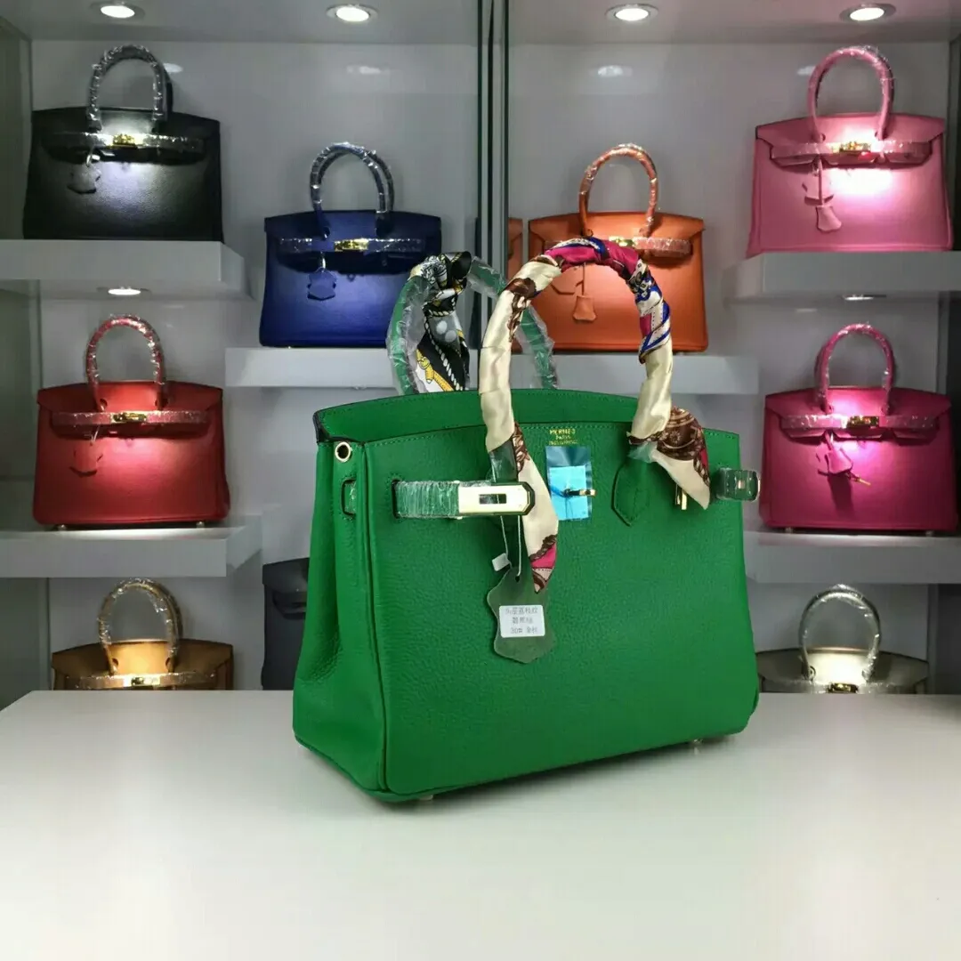 Batch: Small 600💰, Medium 680💰, Large 700💰, 💥Hermes/Hermes💥Official classic production💋Birkin bag💋Original quality coming👉Using imported pebbled cowhide leather👑 Equipped with pure 24k hardware💎Excellent workmanship👏👏Legendary slow work and careful work💓Real pictures💓There is no best, only better [smile], size: large 35-26-18, medium 30-22-16, small 25-20-14cm