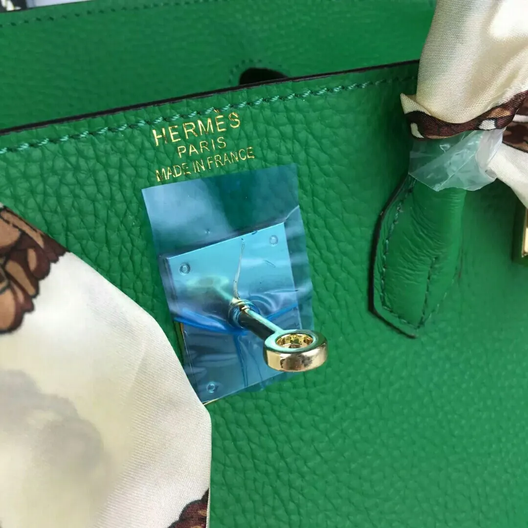 Batch: Small 600💰, Medium 680💰, Large 700💰, 💥Hermes/Hermes💥Official classic production💋Birkin bag💋Original quality coming👉Using imported pebbled cowhide leather👑 Equipped with pure 24k hardware💎Excellent workmanship👏👏Legendary slow work and careful work💓Real pictures💓There is no best, only better [smile], size: large 35-26-18, medium 30-22-16, small 25-20-14cm