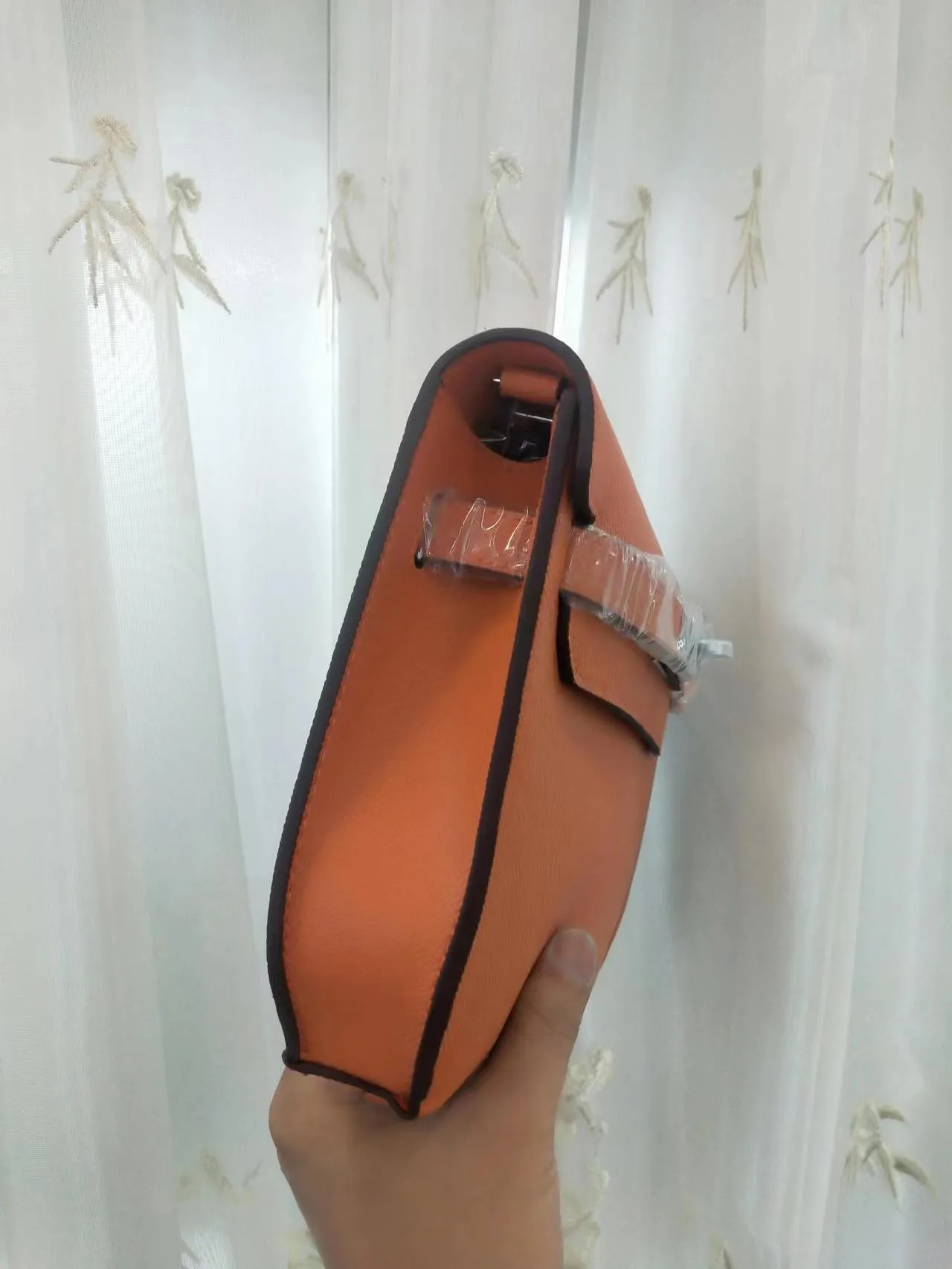 640💰New product: Hermès retro style Kelly with three shoulder straps, multi-purpose, very versatile, can be hung diagonally under the arm with palm print leather, 25-18-4