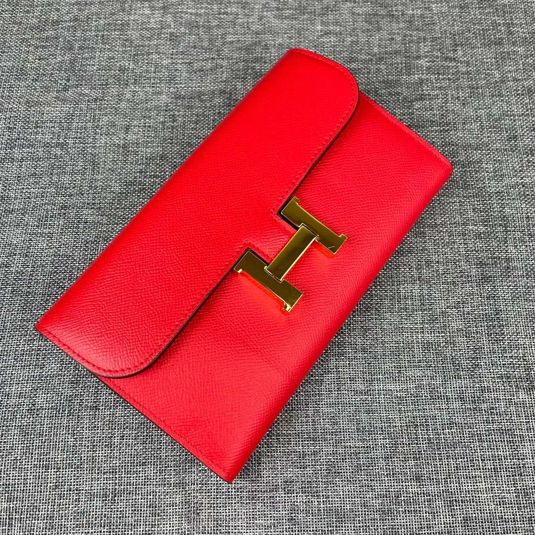 Hermes Constance Original Order p290💰 Model: 539 Palm Pattern Gold Buckle Size: 22*11cm Hermes🇫🇷Overseas🇫🇷Imported cowhide, soft and comfortable to the touch. Counter version, OEM code inside, original replica with gold hardware, exquisite and elegant, oil edge is straight and smooth🎈There are two large note slots, a zipper pocket, and 12 card slots🚚