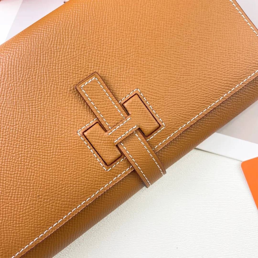 HERMES official website new model 💰300 New H Passant Toutenmainte Epsom calfskin long wallet Model: 951 palm print - Sheath "H passant" opening and closing - Zipper coin purse - Pocket with original OEM code inside - Can store passport or large-size mobile phone Metal texture: palladium plated Dimensions: length 20.8 × width 12.4 × thickness 2.7 cm