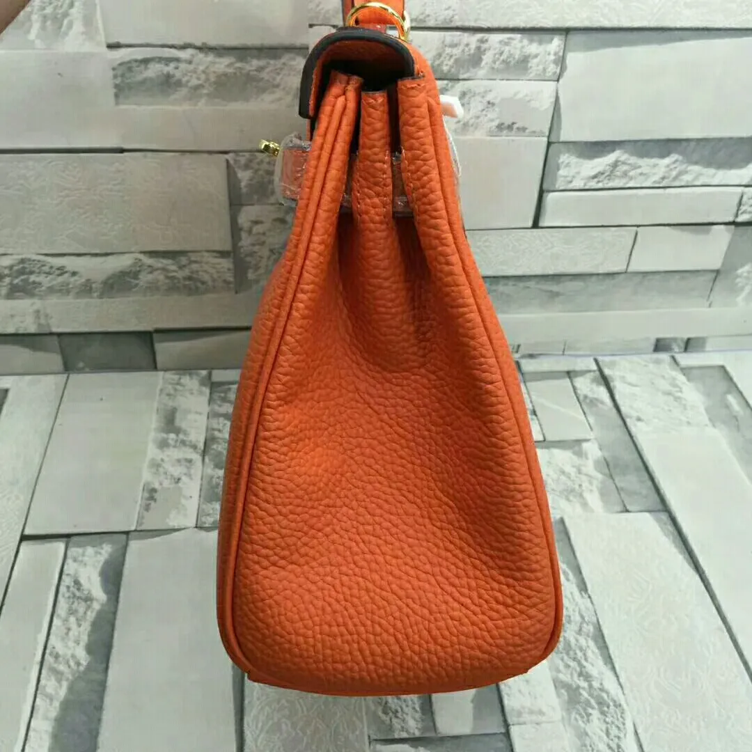 High quality 🅿️P600/P640/P680😀Classic models are sold every day🉐Hermès Kelly pebbled soft cowhide🐂Upgraded quality❤️Soft feel, fine workmanship, good-looking style, versatile all year round! Quality Guaranteed Taste ❗️ 3 sizes small 25cm; medium 28cm; large 32cm