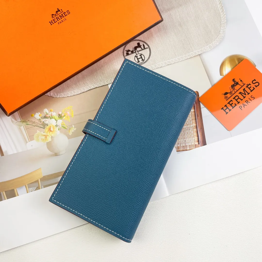 HERMES new model 💰280 New H Passant Toutenmainte Epsom calfskin long wallet Model: 953 - Sheath "H passant" opening and closing - Zippered coin purse - Pocket with original OEM code inside - Metal texture: palladium plated Dimensions: Length 17.5 × Width 9 cm