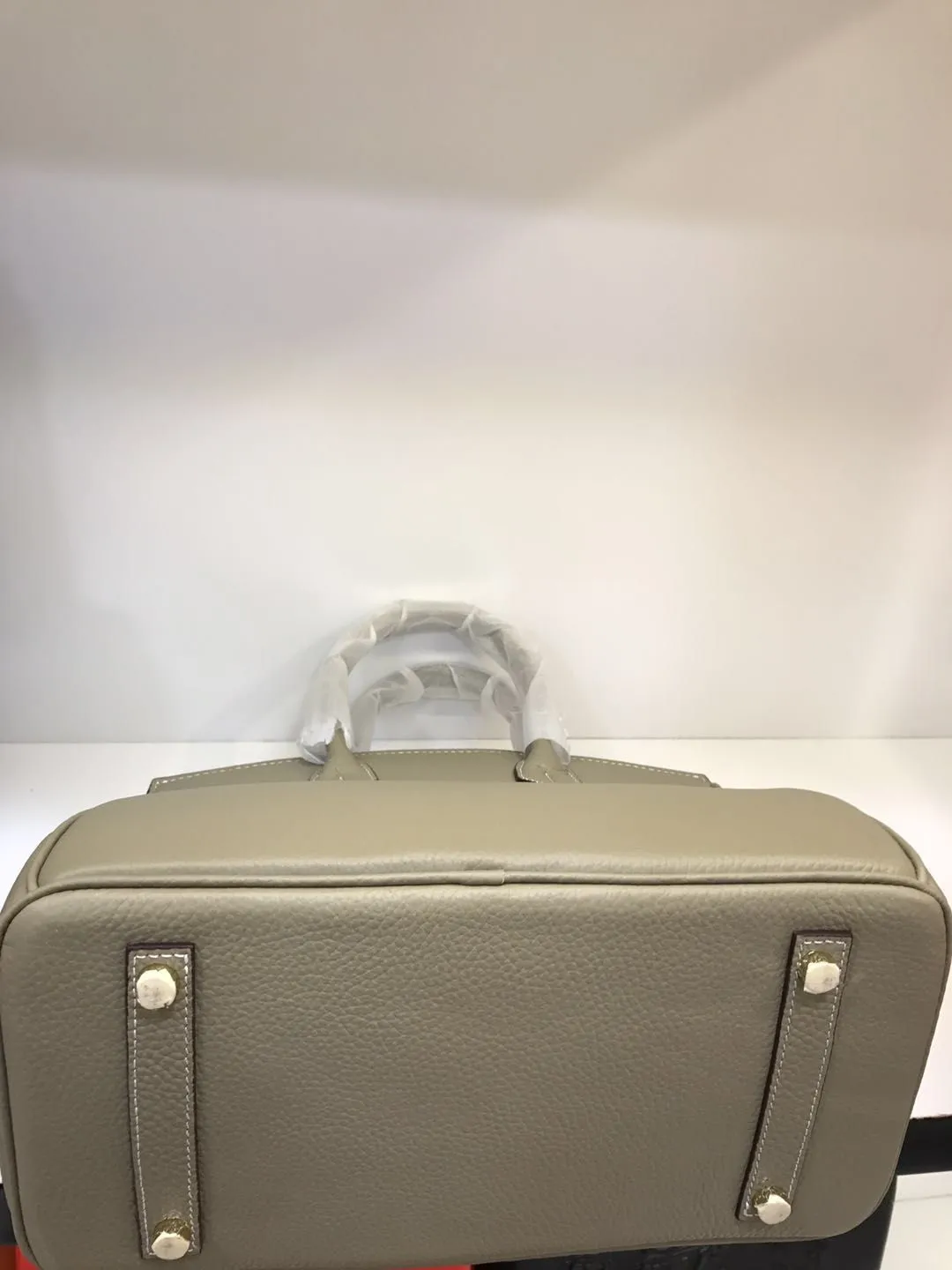 760💰,💥Hermès🐴🐴🏇🏇🚴🏻🚴🏻Horse carriage/Hermes💥Official classic production💋Birkin bag💋Original quality coming👉Using imported pebbled cowhide leather👑 Equipped with pure 24k hardware💎Excellent workmanship👏👏Legendary slow work and meticulous work💓Real pictures taken💓There is no best, only better [smile], size 30-22-16cm