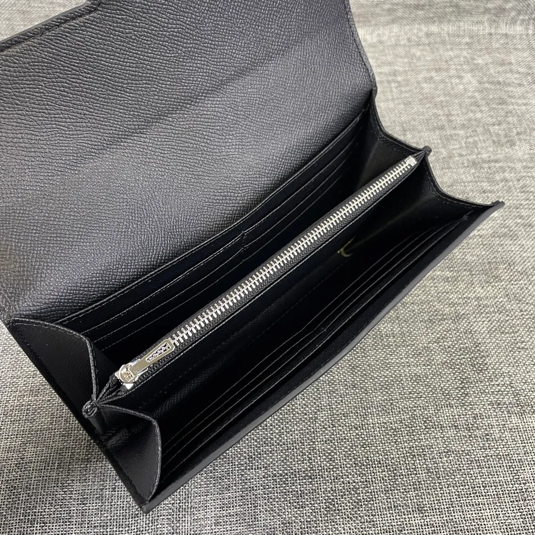 Hermes Constance original order p290💰 Model: 539 palm print silver buckle size: 22*11cm Hermes🇫🇷overseas🇫🇷 imported cowhide, soft and comfortable to the touch. Counter version, OEM code inside, original replica with gold hardware, exquisite and elegant, oil edge is straight and smooth🎈There are two large note slots, a zipper pocket, and 12 card slots🚚