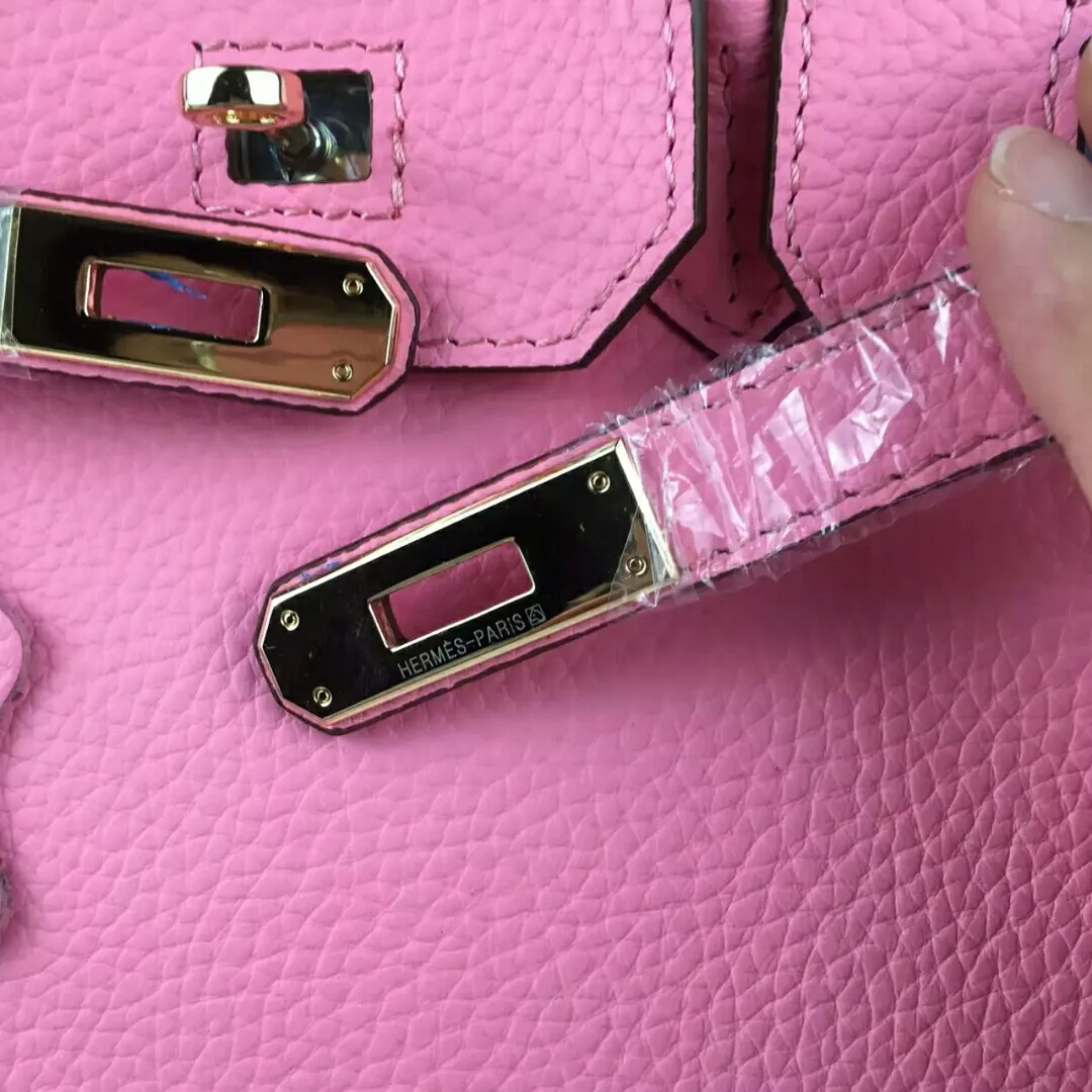 Batch: Small 600💰, Medium 680💰, Large 700💰, 💥Hermes/Hermes💥Official classic production💋Birkin bag💋Original quality coming👉Using imported pebbled cowhide leather👑 Equipped with pure 24k hardware💎Excellent workmanship👏👏Legendary slow work and careful work💓Real pictures💓There is no best, only better [smile], size: large 35-26-18, medium 30-22-16, small 25-20-14cm