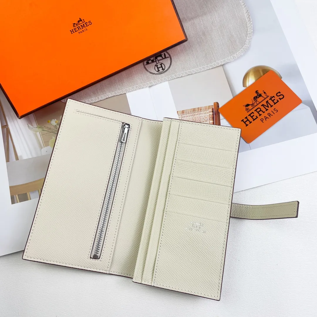 HERMES new model 💰280 New H Passant Toutenmainte Epsom calfskin long wallet Model: 953 - Sheath "H passant" opening and closing - Zippered coin purse - Pocket with original OEM code inside - Metal texture: palladium plated Dimensions: Length 17.5 × Width 9 cm