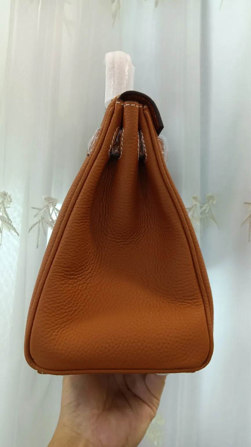 760💰, Kelly bag💥Hermès🐴🐴🏇🏇🚴🏻🚴🏻Horse cart/Hermes💥Official classic production💋💋Original quality coming👉Made of imported pebbled cowhide leather👑 Equipped with pure 24k hardware💎Excellent workmanship👏👏Legendary slow work and meticulous work💓Real pictures taken💓There is no best, only better [smile], size 28cm×20cm×9cm