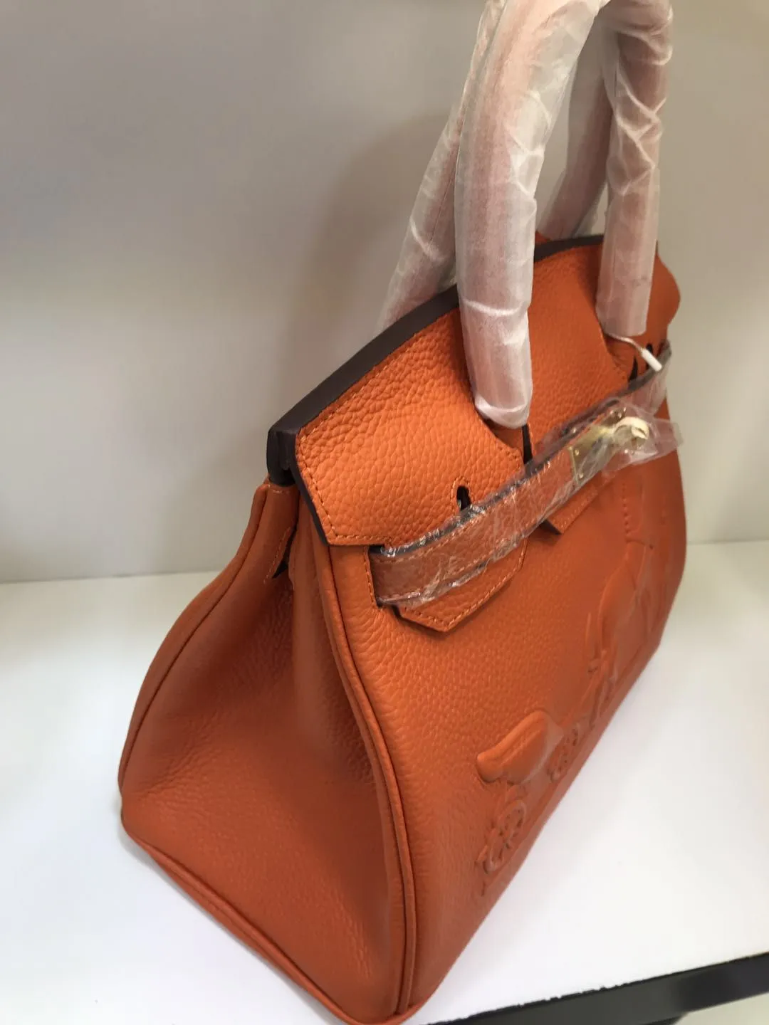 760💰,💥Hermès🐴🐴🏇🏇🚴🏻🚴🏻Horse carriage/Hermes💥Official classic production💋Birkin bag💋Original quality coming👉Using imported pebbled cowhide leather👑 Equipped with pure 24k hardware💎Excellent workmanship👏👏Legendary slow work and meticulous work💓Real pictures taken💓There is no best, only better [smile], size 30-22-16cm