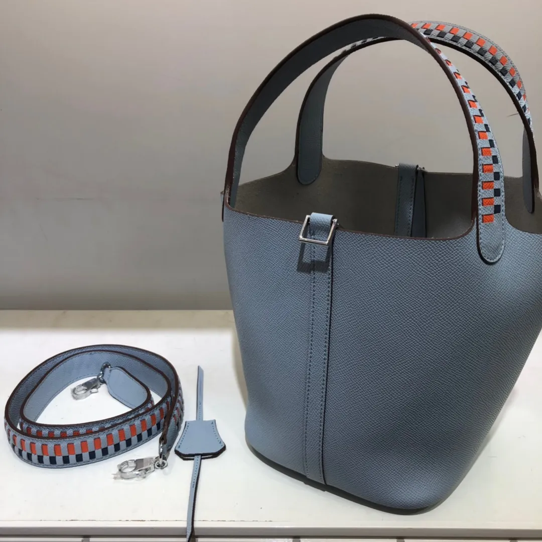 Running price💰760👉Hermes Epsom palm print vegetable basket color block braided wrist 🌺top calfskin original leather😈 size 20/20/16