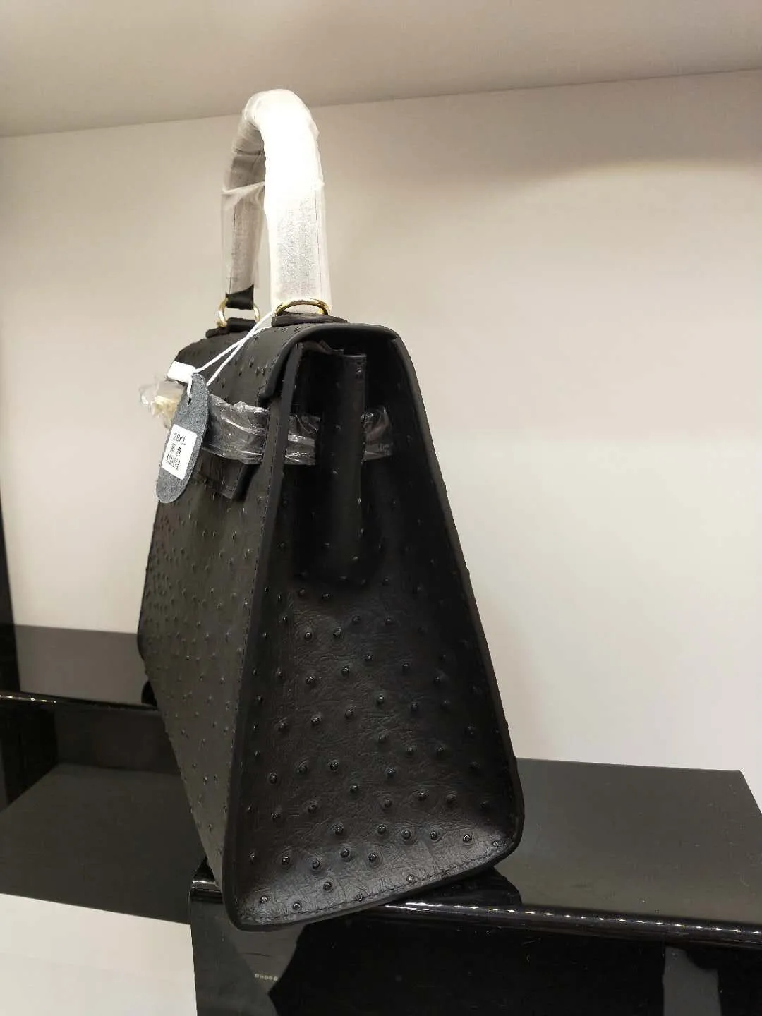 720💰🎉🎉🎉Kelly style ostrich pattern cowhide has arrived, picture color, size: 28X12X21.5. Can be carried cross-body, fine workmanship, [seduce][seduce][rose][rose][coffee][coffee]