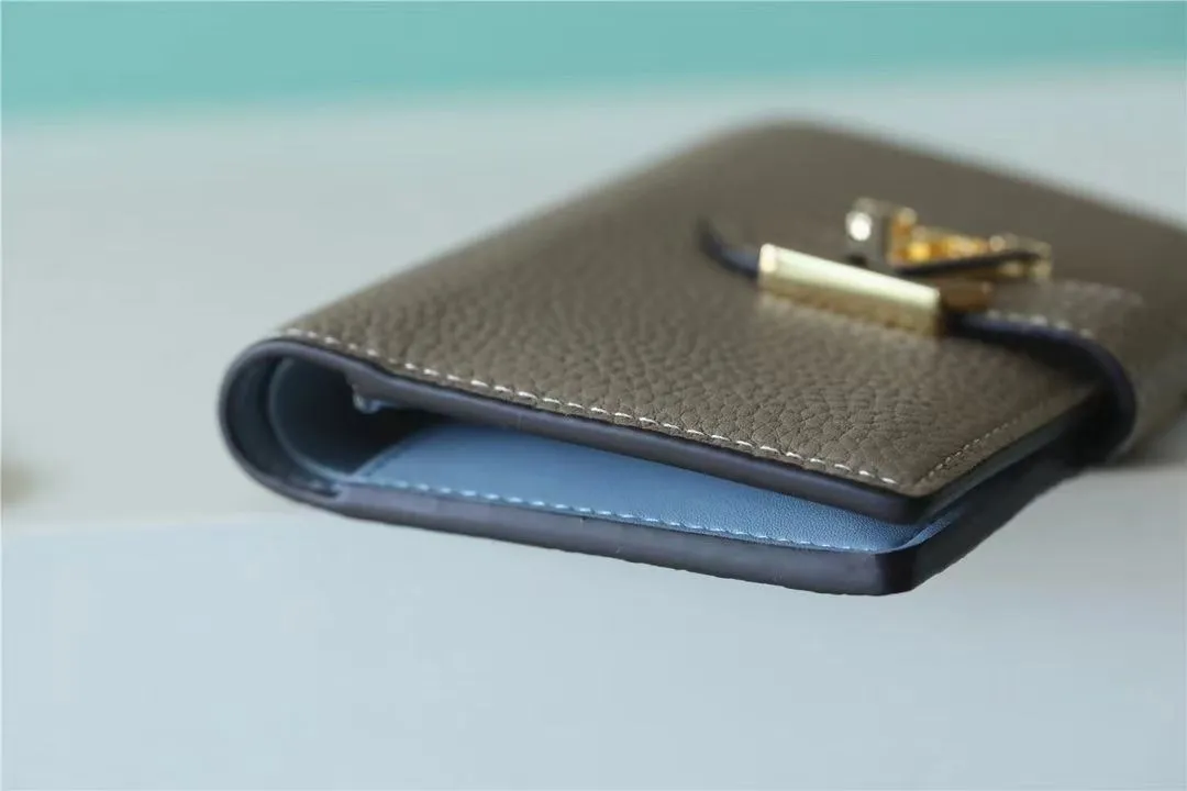 P150💰M81561 black m82198 light coffee m82461 rose red m82144 pink full leather pebbled lockme leather buckle Hermès short suit clip two-fold short wallet coin purse combination picture collection oo [handshake] [handshake]