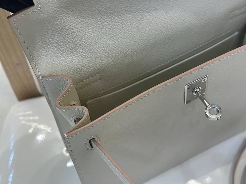 All categories Hermès women's bags (Hermès) Hermès ck37
