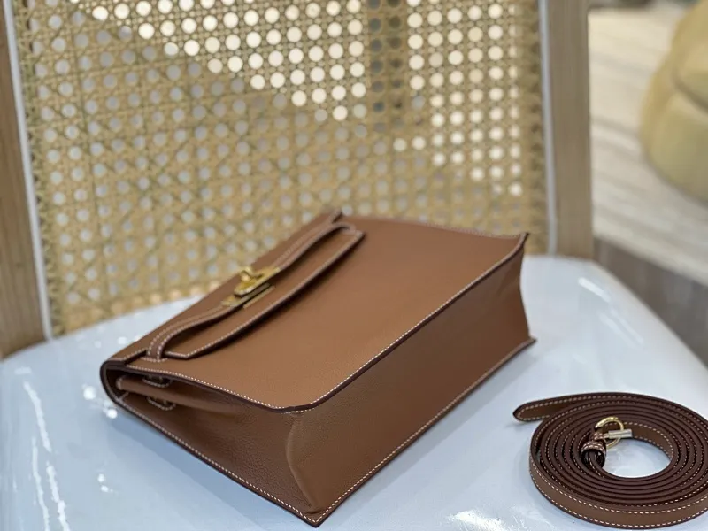 All categories Hermès women's bags (Hermès) Hermès ck37