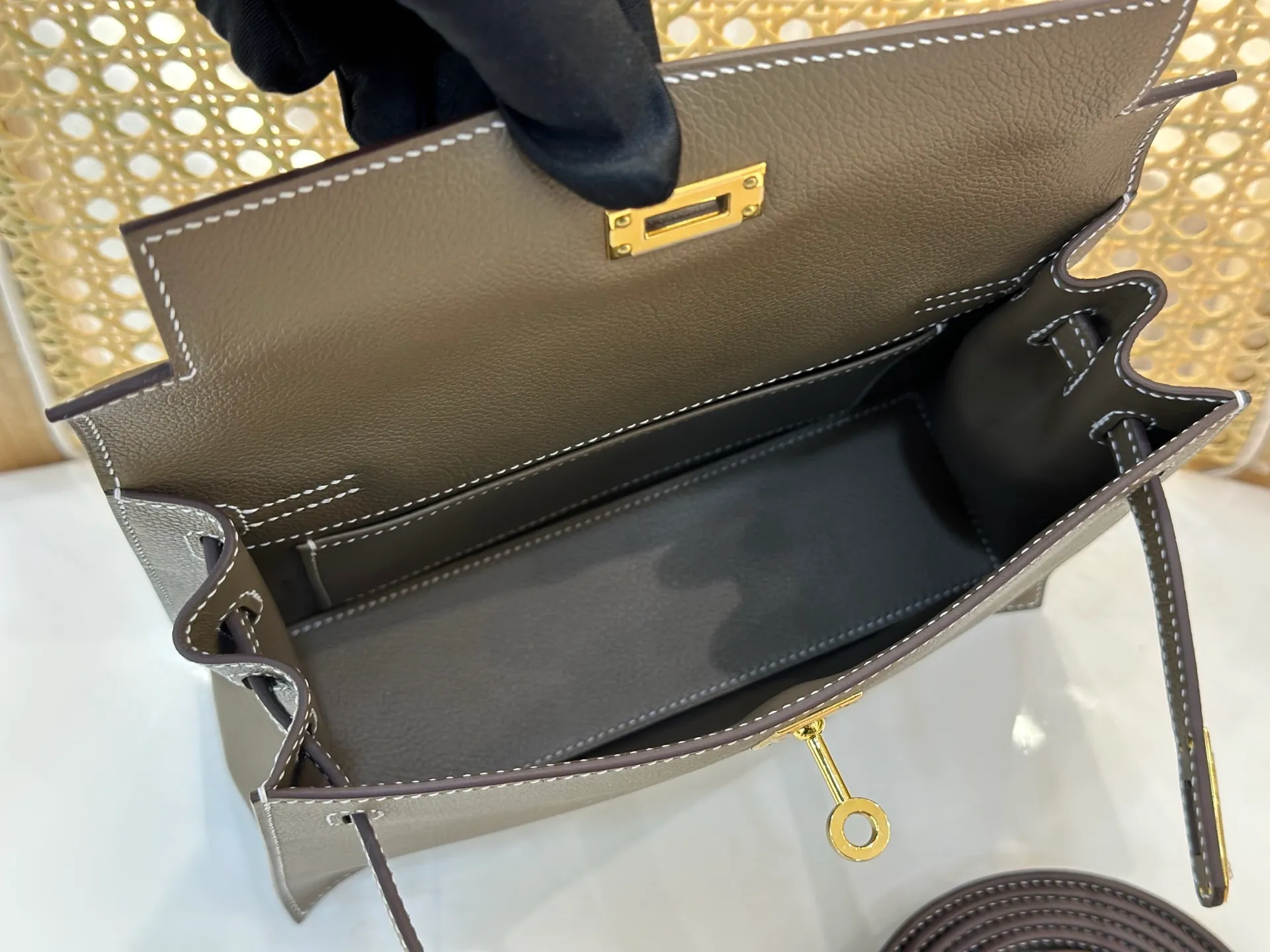 All categories Hermès women's bags (Hermès) Hermès ck37