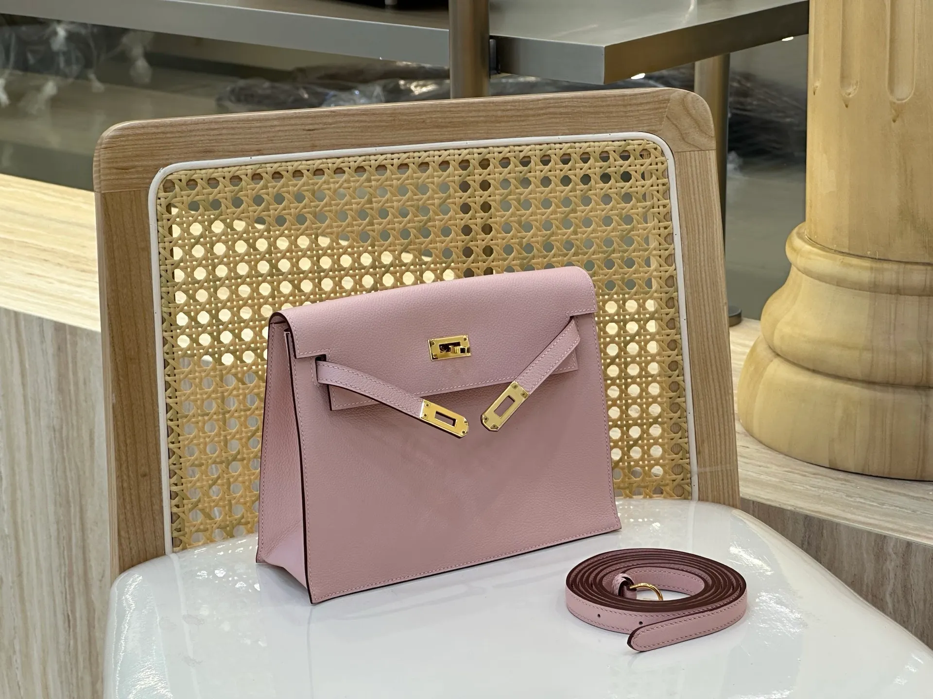 All categories Hermès women's bags (Hermès) Hermès ck37
