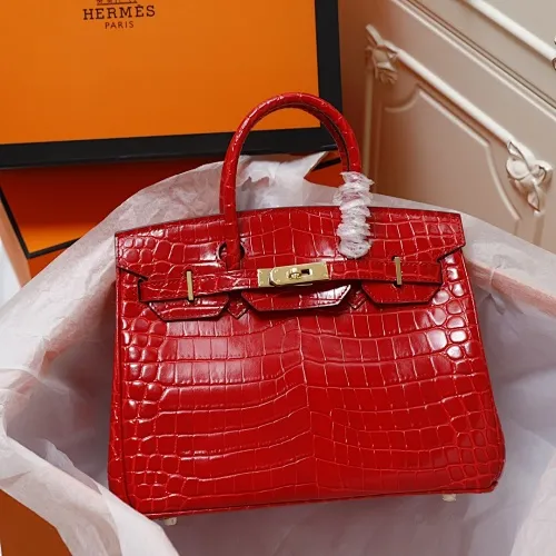 All Categories Official Website "Brand Women's Bags" Women's Bags 💙 Hermes (original order, new background) Hermes H Birkin glossy crocodile CK67 Vert Fonce 30cm 58004500 35cm 58004700 The most beautiful and classic high-gloss crocodile pattern among the favorites! Unique texture, pure steel