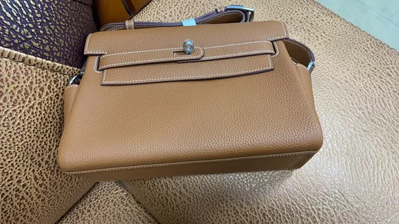 All Categories Hermès Women's Bags (Hermès) Hermès Shipping