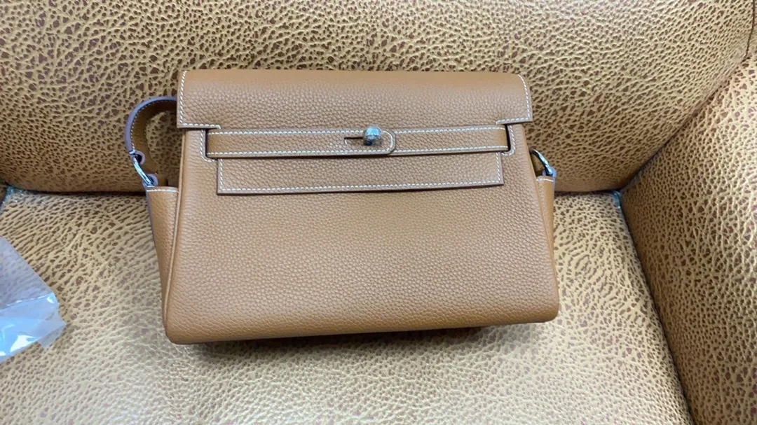 All Categories Hermès Women's Bags (Hermès) Hermès Shipping