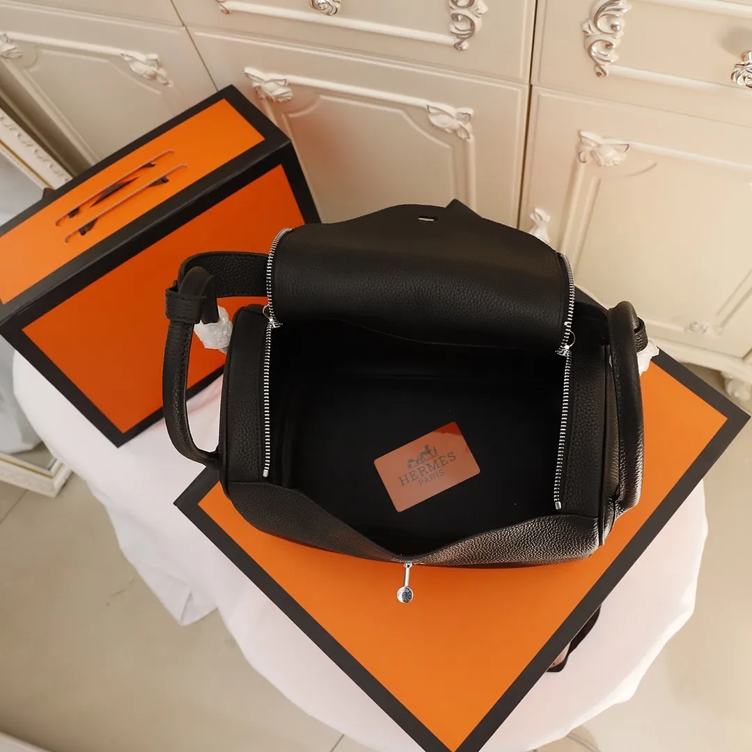 All categories Official website "Brand Women's Bags" Women's Bags 💙 Hermes 2022 official new Hermès lindy bag wholesale small size 58004000 large size 58004200 high quality size: small size 26CM large size 30CM