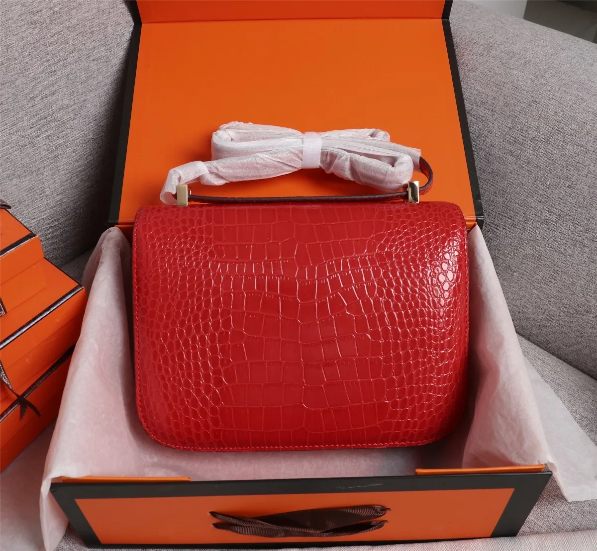 All Categories Official Website "Brand Women's Bags" Women's Bags 💙 Hermes 2022 Official New Hermes Constance Stewardess Bag Wholesale Crocodile Skin Full Pure Steel Plated Hardware Buckle 58003350 High Quality Size: 23-6-17CM