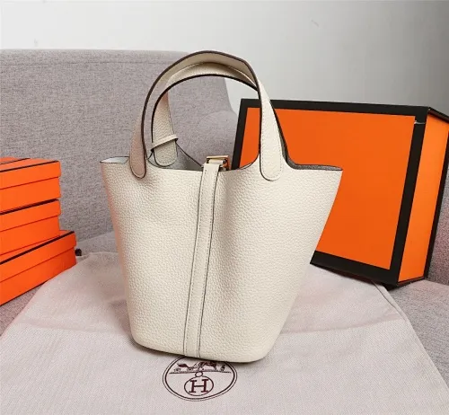 All Categories Official Website "Brand Women's Bags" Women's Bags 💙 Hermes Small Size 58002400 Large Size 58002600 We are all repeat customers. If you can only bring one bag when traveling, it must be the Hermès vegetable basket picotin... Reason: ️The bag shape is casual and elegant, and it can be easily matched with many clothes worn when traveling.