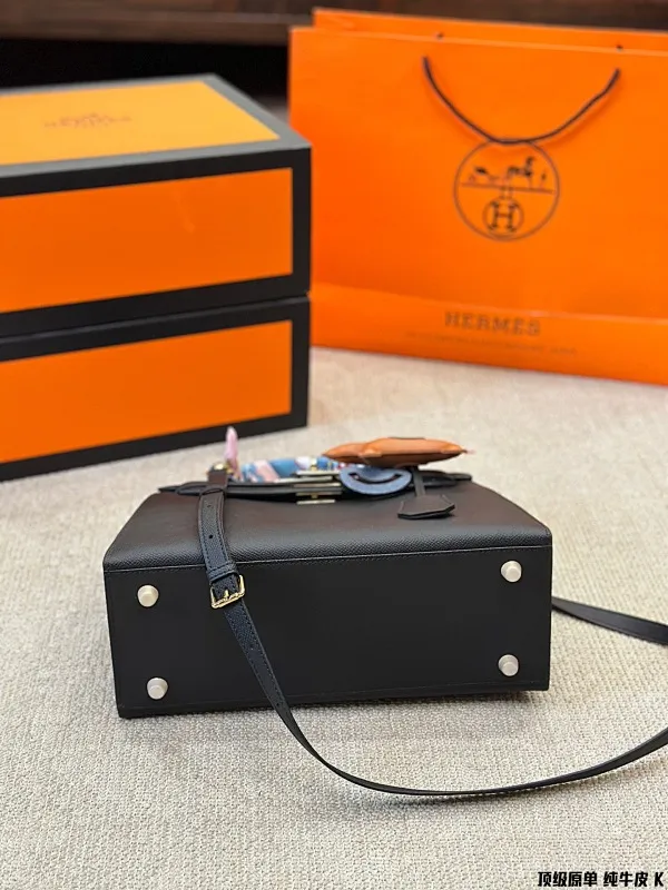 All Categories Official Website "Brand Women's Bags" Women's Bags 💙 Hermes 2024 Official Website New Hermes Crossbody Bag