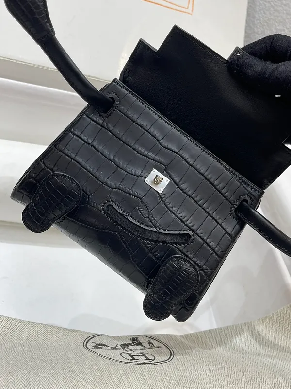All categories Hermès women's bags (Hermès) Hermès 211
