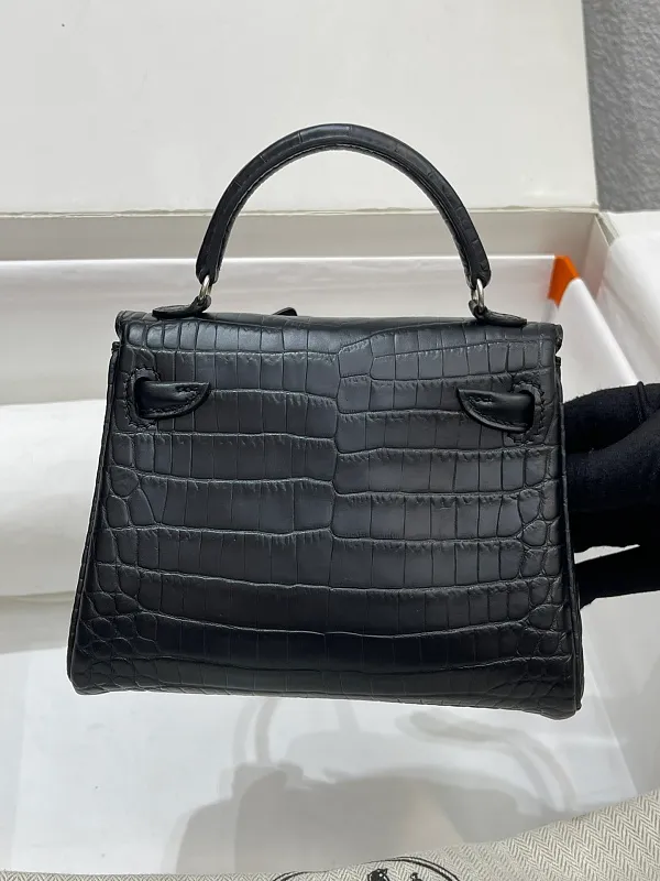 All categories Hermès women's bags (Hermès) Hermès 211