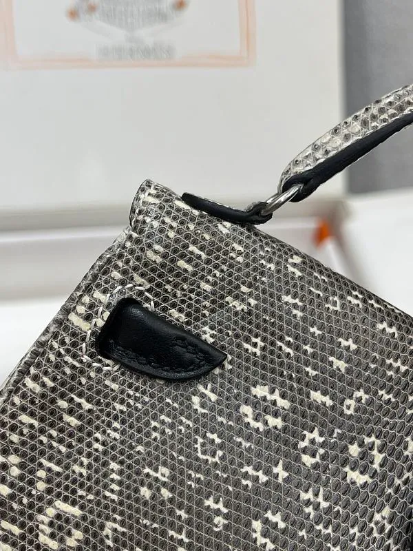 All categories Hermès women's bags (Hermès) Hermès 211