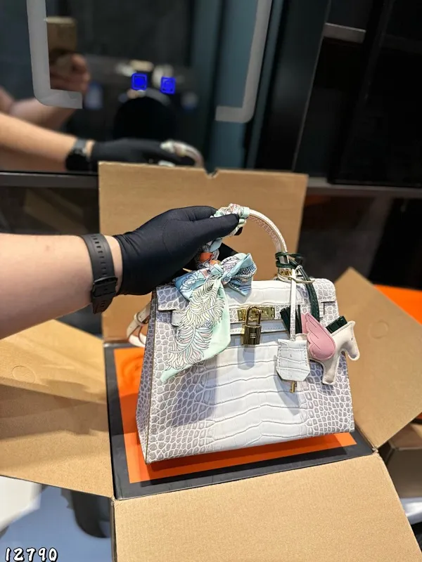 All Categories Official Website "Brand Women's Bags" Women's Bags 💙 Hermes 2025 New Hermes Crossbody Bag
