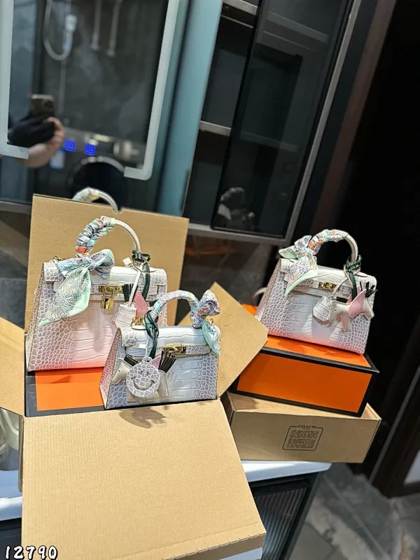 All Categories Official Website "Brand Women's Bags" Women's Bags 💙 Hermes 2025 New Hermes Crossbody Bag