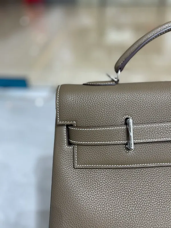 All categories Hermès women's bags (Hermès) Hermès 4241