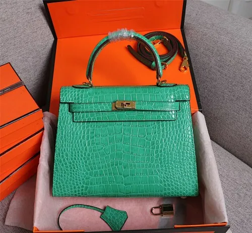 All Categories Official Website "Brand Women's Bags" Women's Bags 💙 Hermes 2022 Official New Hermès Handbag Kelly Crocodile Pattern First Layer Calfskin Wholesale 58003000 High Quality Size: 25-9-18CM