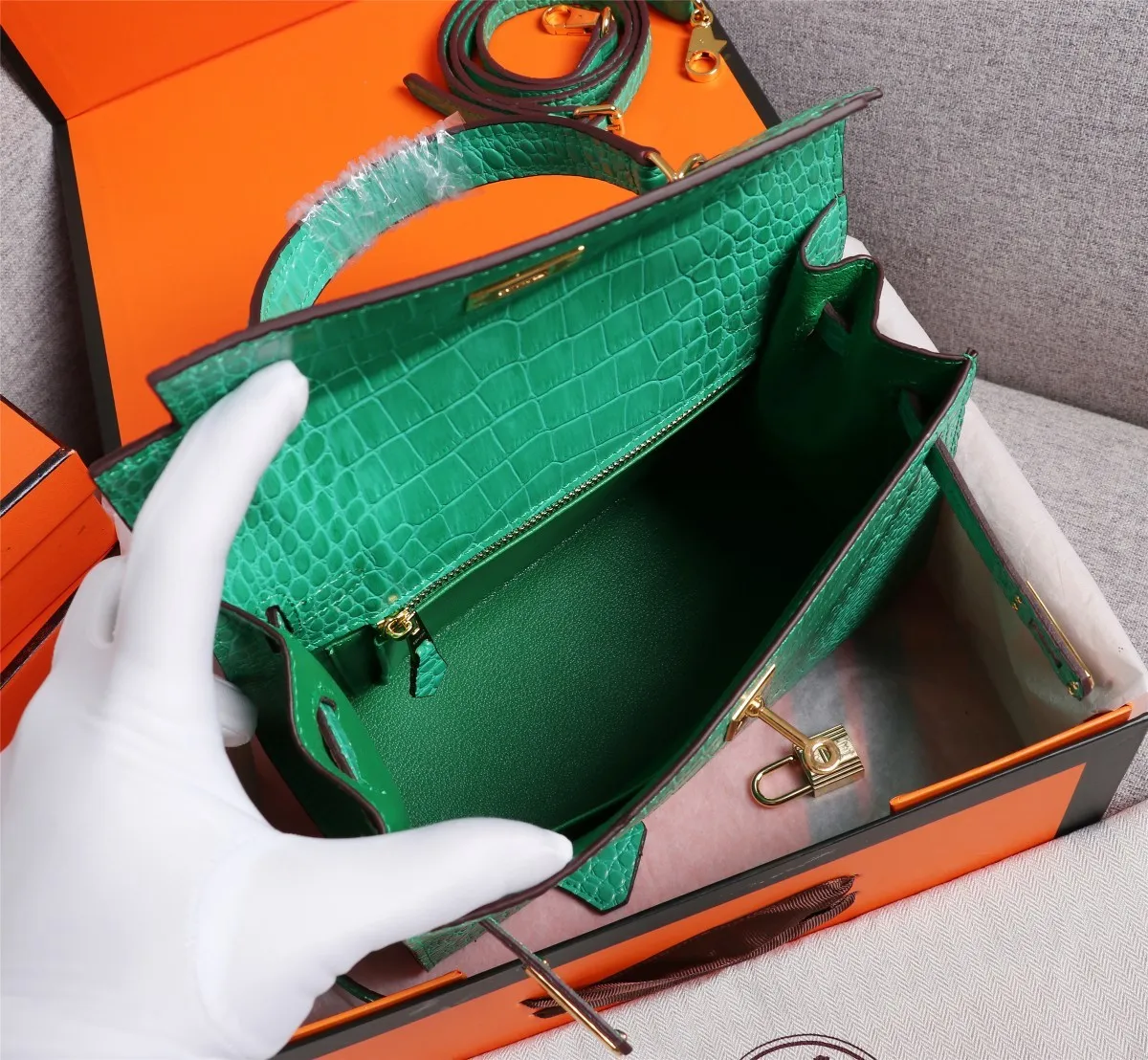 All Categories Official Website "Brand Women's Bags" Women's Bags 💙 Hermes 2022 Official New Hermès Handbag Kelly Crocodile Pattern First Layer Calfskin Wholesale 58003000 High Quality Size: 25-9-18CM
