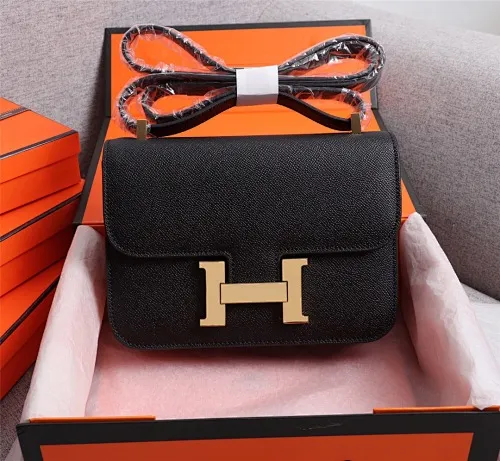 All categories Official website "Brand Women's Bags" Women's bags 💙 Hermes Hermès Made in France Large size 58002800 Small size 58002600 constance stewardess bag ☣️Genuine epsom leather pure steel silver-plated buckle Genuine leather source super good feel Accessories stainless steel laser logo perfect flip arc and three-dimensionality