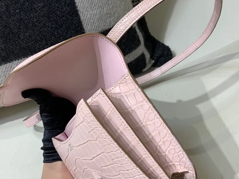 All Categories Hermès Women's Bags (Hermès) Hermès Crocodile 19
