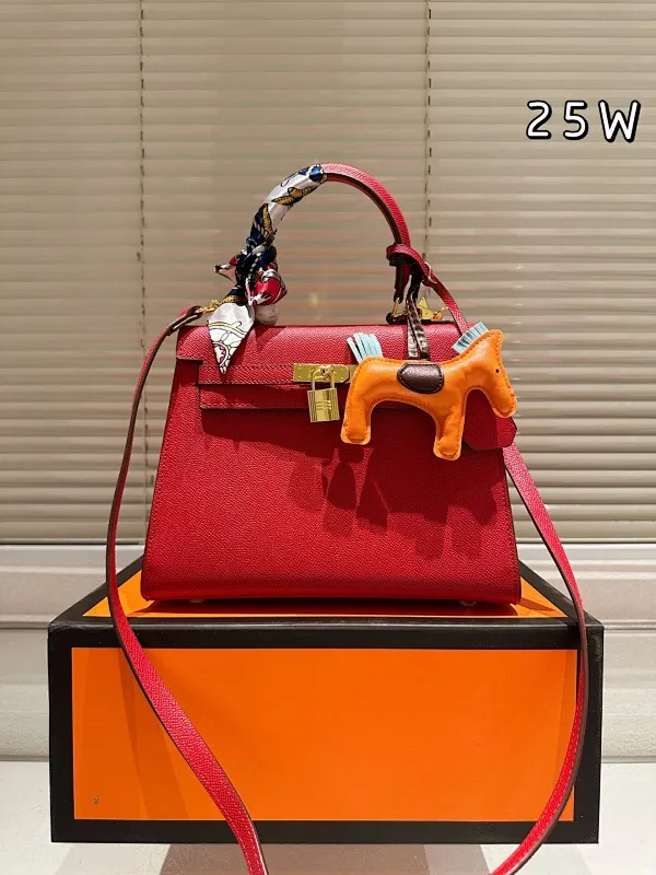 All Categories Official Website "Brand Women's Bags" Women's Bags 💙 Hermes 2025 New Hermes Crossbody Bag
