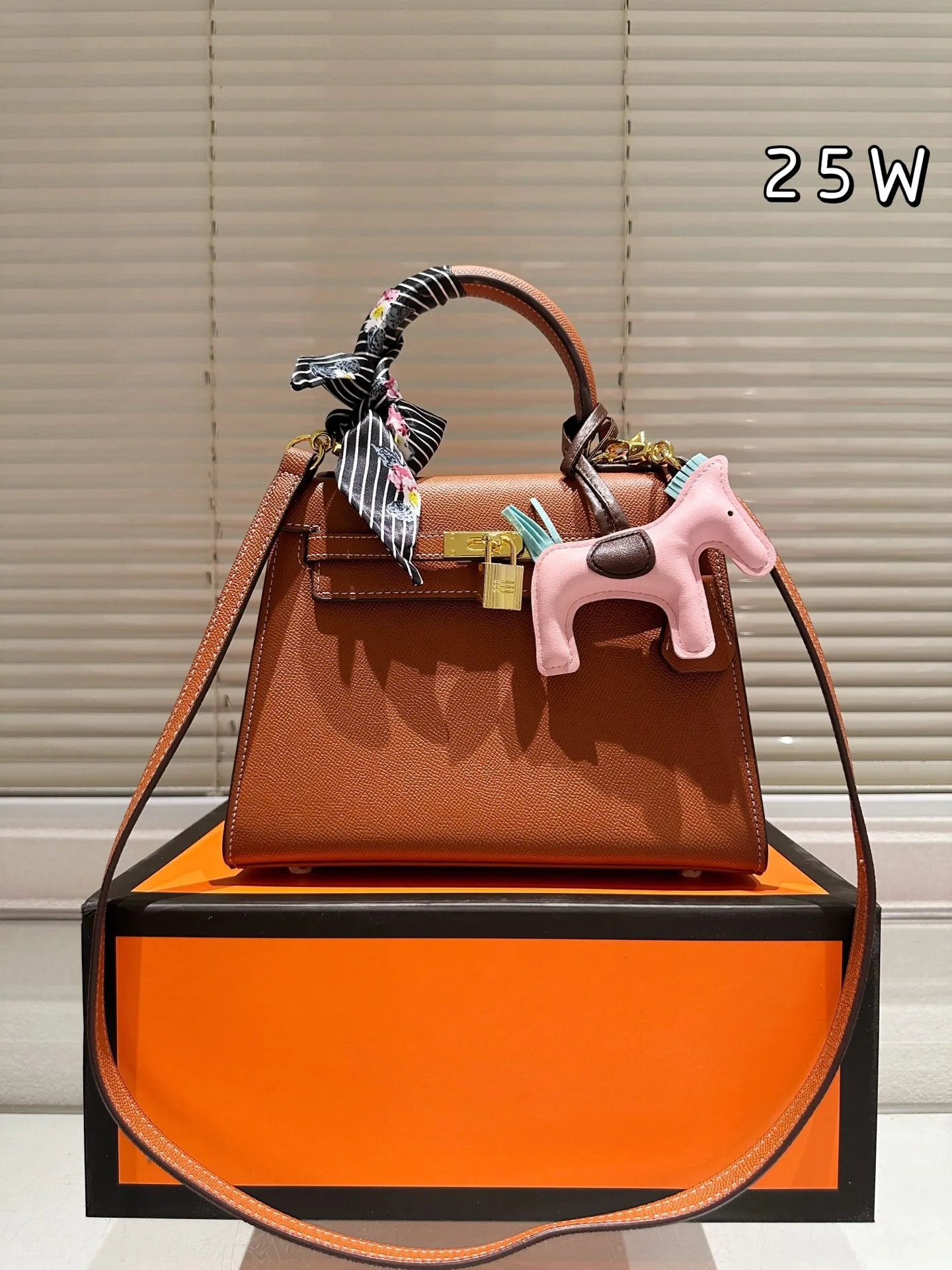 All Categories Official Website "Brand Women's Bags" Women's Bags 💙 Hermes 2025 New Hermes Crossbody Bag